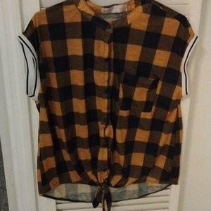 Women's/Juniors plade sleeveless shirt